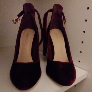 BRAND NEW wine velvet heels